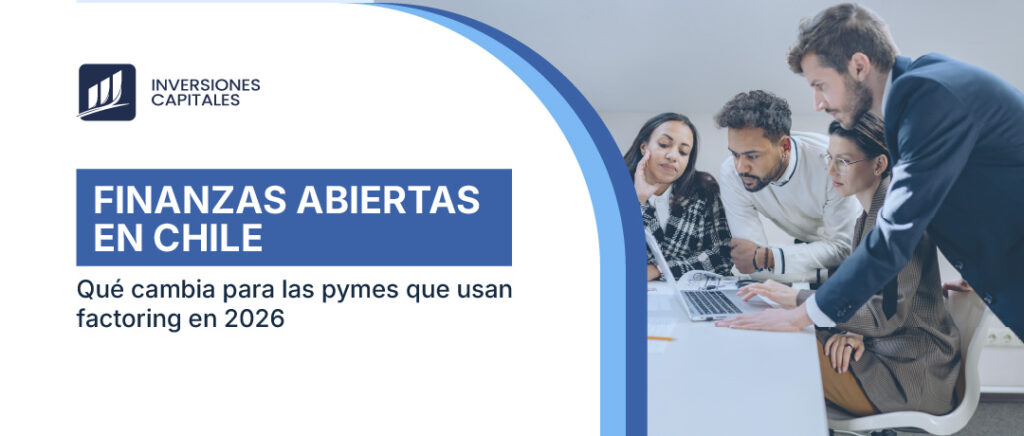 Equipo de trabajo revisando información financiera en laptop, Finanzas Abiertas en Chile Inversiones Capitales